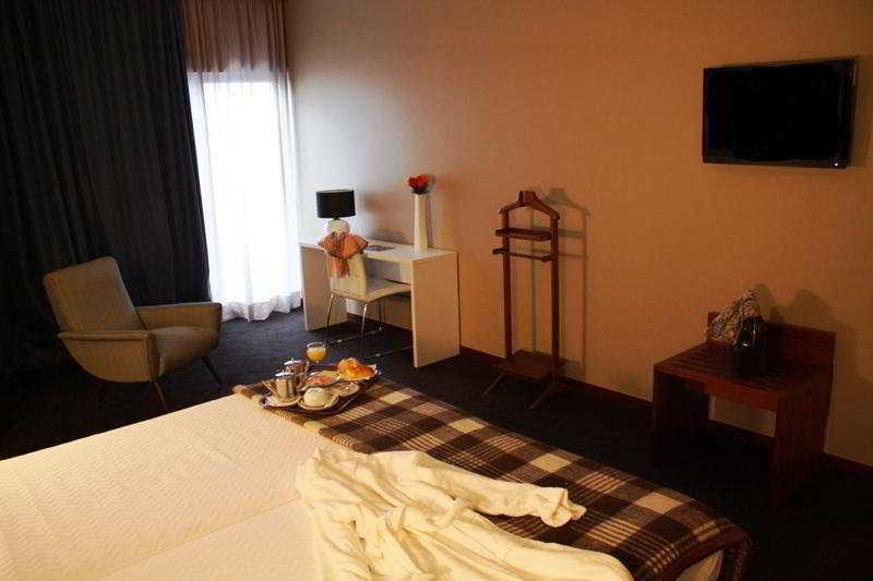 Stay Hotel Porto Centro Antas Exterior foto